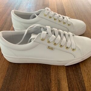 Ked's Women's Jump Kick Lace Up Sneakers - Size 7.5"